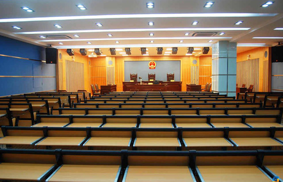 模拟法庭 